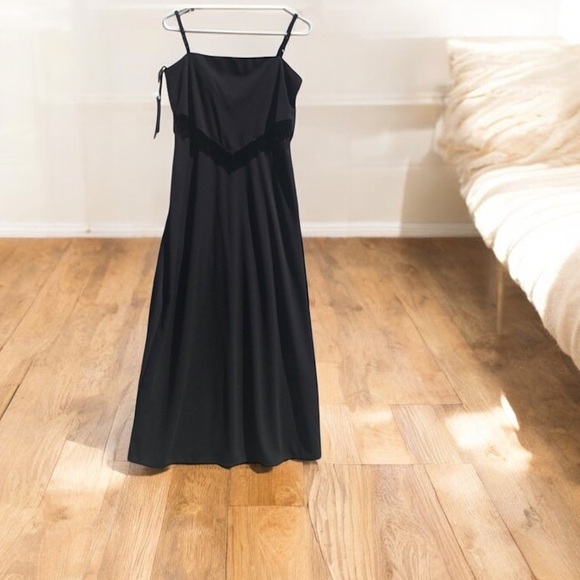 Vintage Maxi evening dress with black bids - Picture 1 of 11